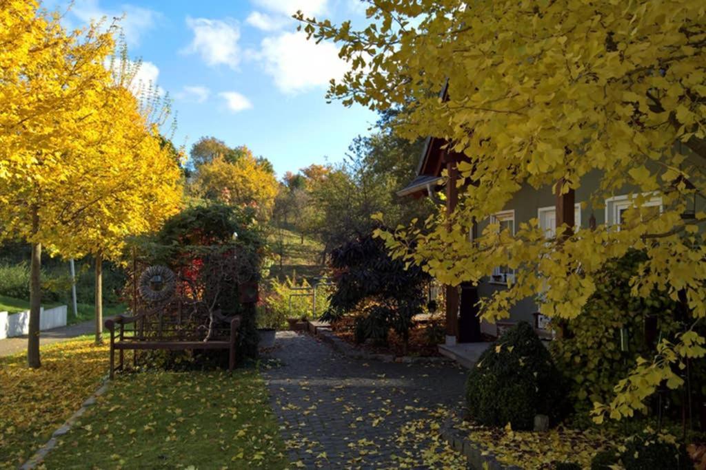 Entspannen Im Gruenen, Ferienwohnung Mit Eigenem Garten Keilberg Ngoại thất bức ảnh